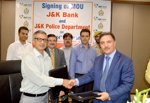 JK Police becomes the most favored client of JK Bank JK Police becomes the most favored client of JK Bank