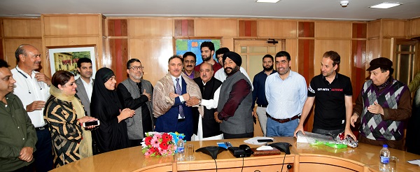 PHD Chamber Kashmir Felicitates Chairman and CEO J&K Bank