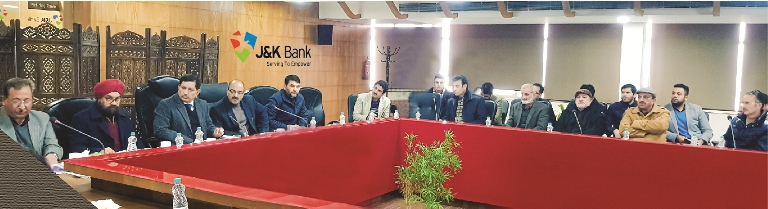 J&K Bank CMD visits Zonal Office Kashmir North