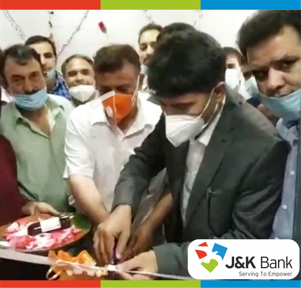 J&K Bank opens ATM at Tarigam in Kulgam J&K Bank opens ATM at Tarigam in Kulgam