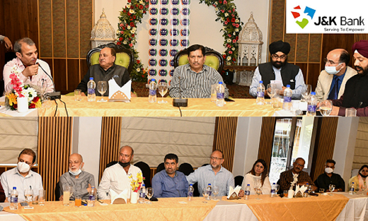 J&K Bank CMD meets PHDCCI delegation Entire industrial development… J&K Bank CMD meets PHDCCI delegation Entire industrial development…