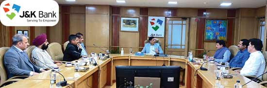 Jammu Chamber felicitates J&K Bank CMD. "He has proved his le… Jammu Chamber felicitates J&K Bank CMD. "He has proved his le…